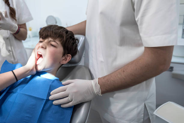 Best Weekend Emergency Dentist in George West, TX
